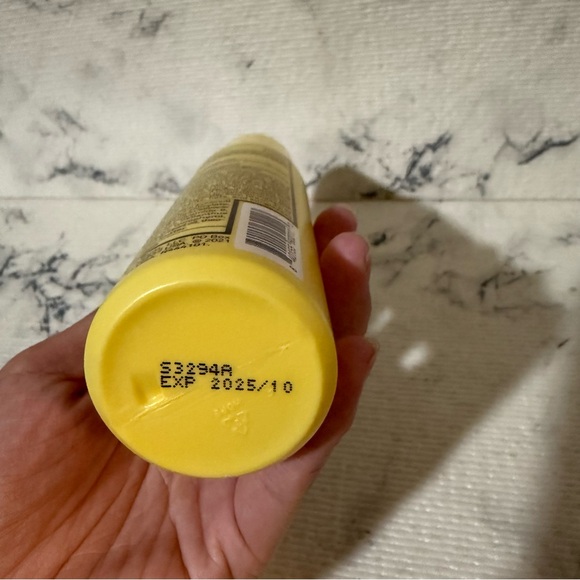 Sun Bum Sunscreen Oil SPF 30 with Coconut Oil Full Size - Picture 7 of 9